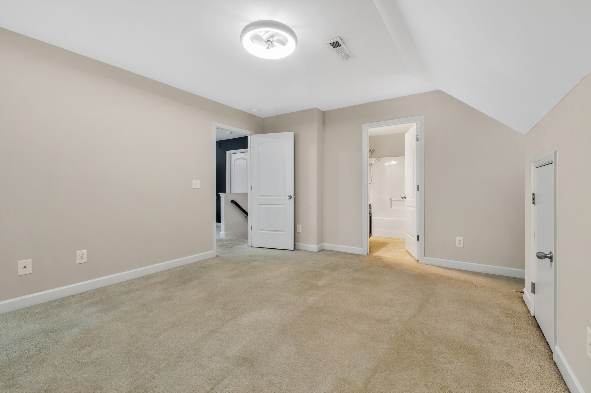 3041 Carrington Pl