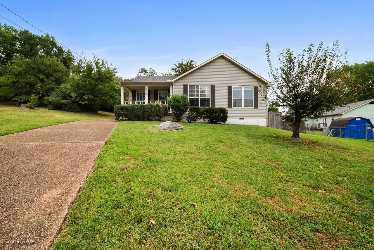 104 Jacksons Retreat Ct