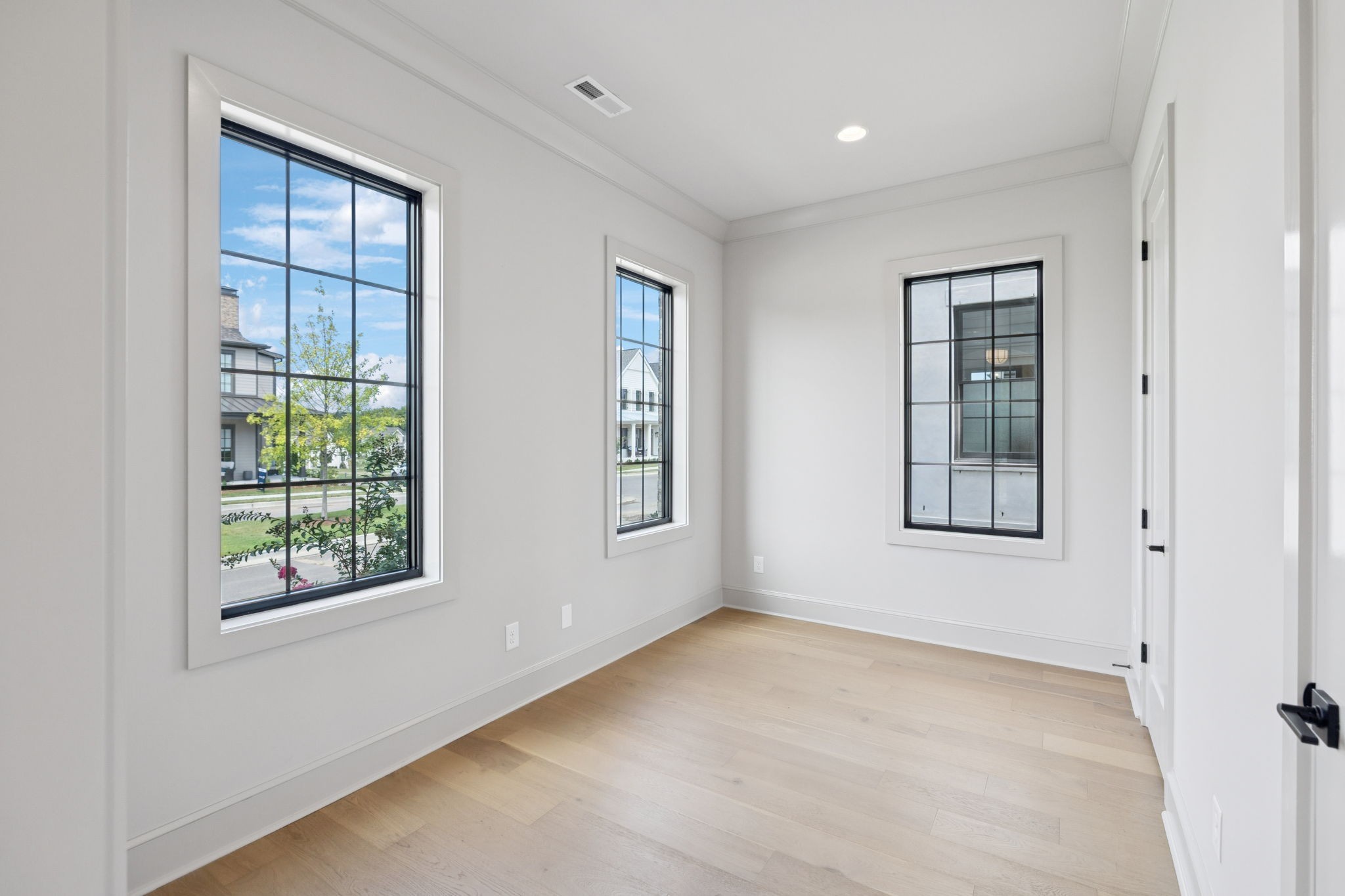 102 Cardiff Drive, N