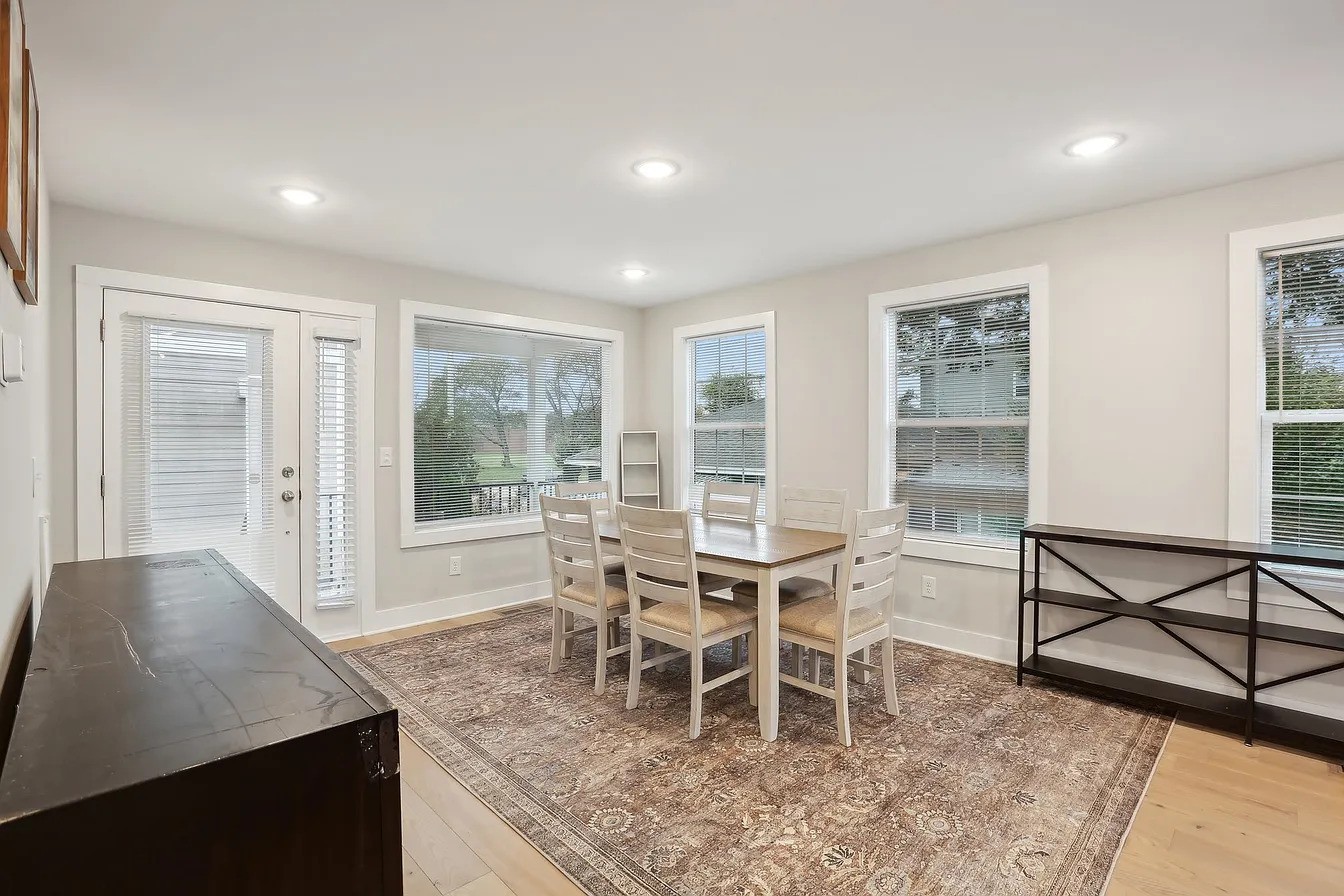 6206 Morrow Rd Unit: B