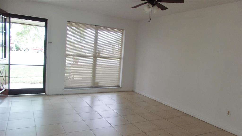1220 SE Saint Lawrence Way