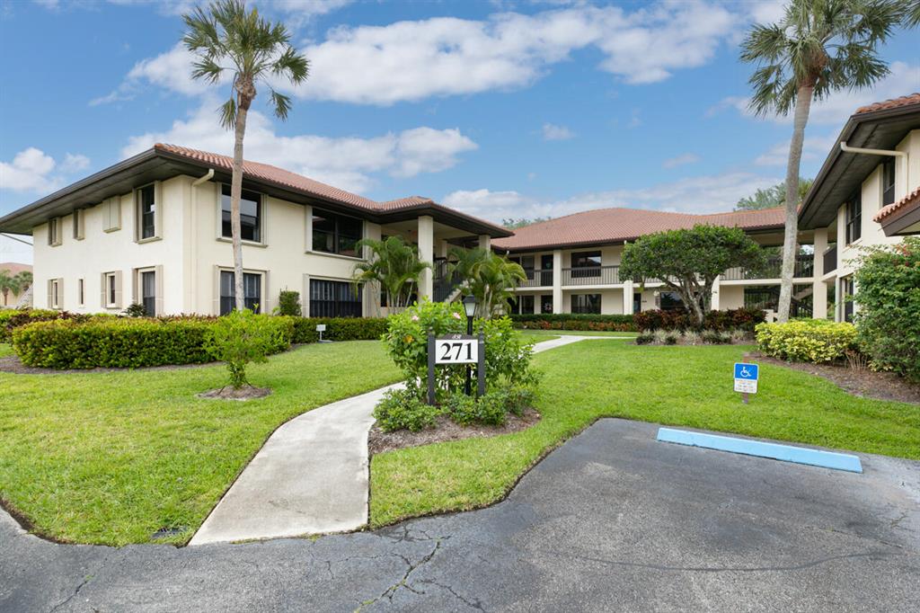 271 SW South River Drive 102