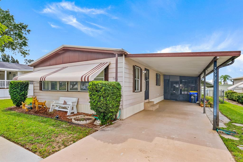 7977 SE Continental Drive