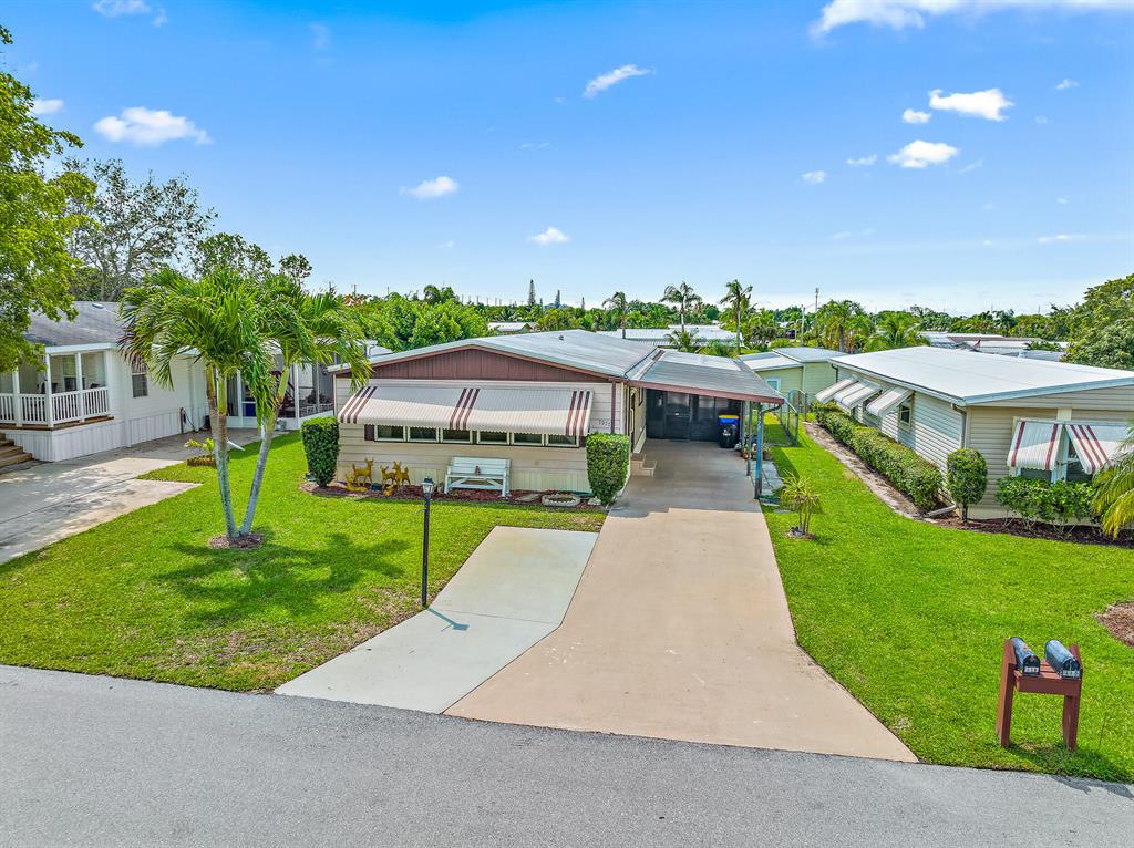 7977 SE Continental Drive