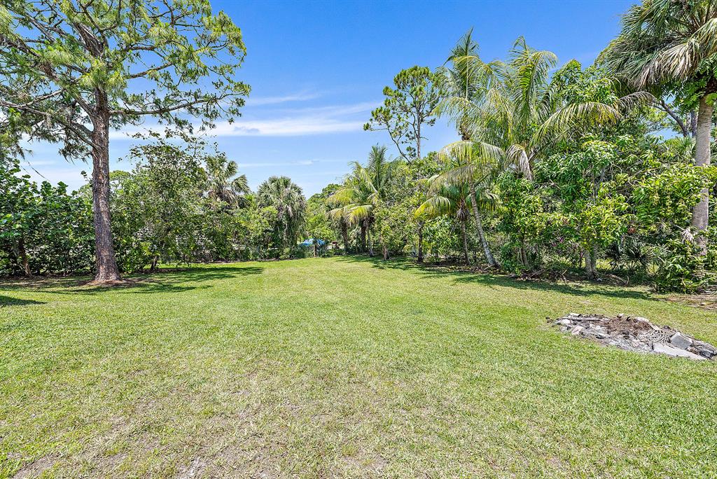 9735 154th Road N