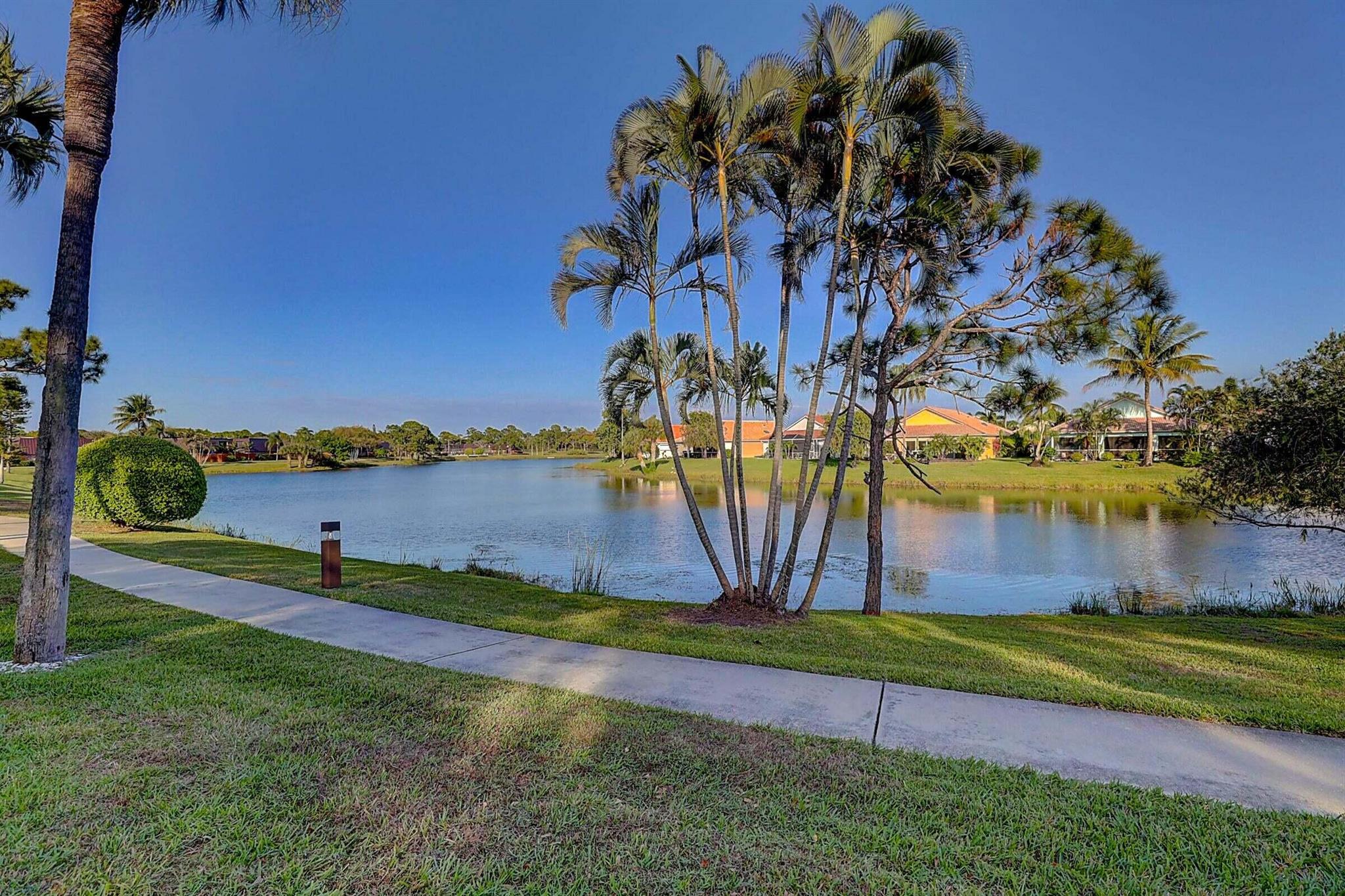 6021 SE Grand Cay Court