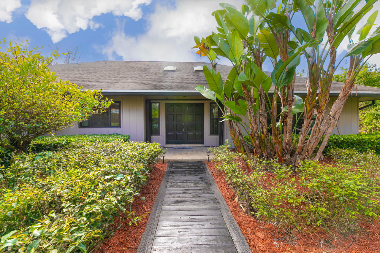 1634 SW Saint Andrews Drive