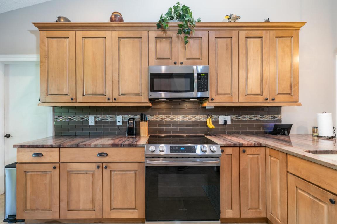 1634 SW Saint Andrews Drive