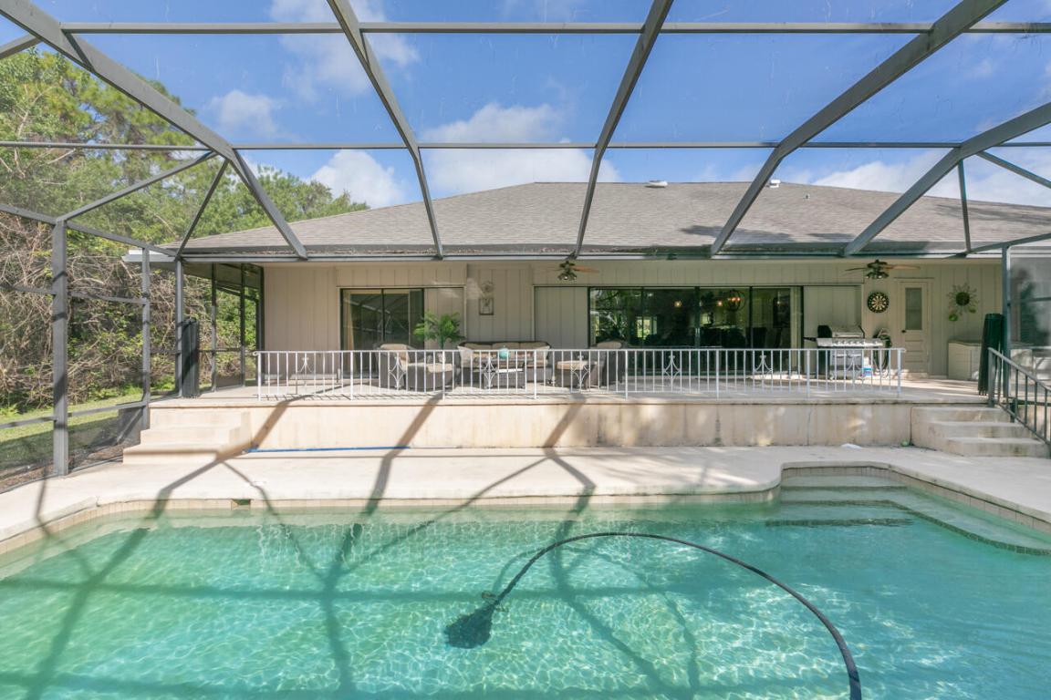 1634 SW Saint Andrews Drive