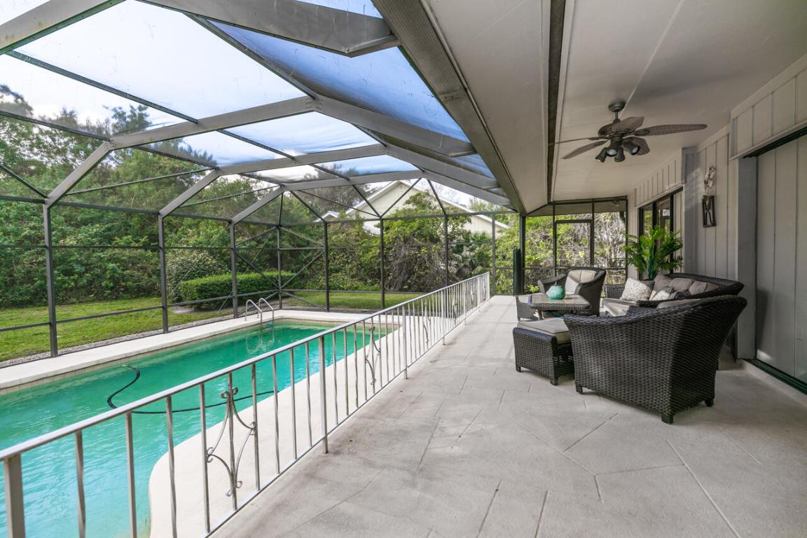 1634 SW Saint Andrews Drive