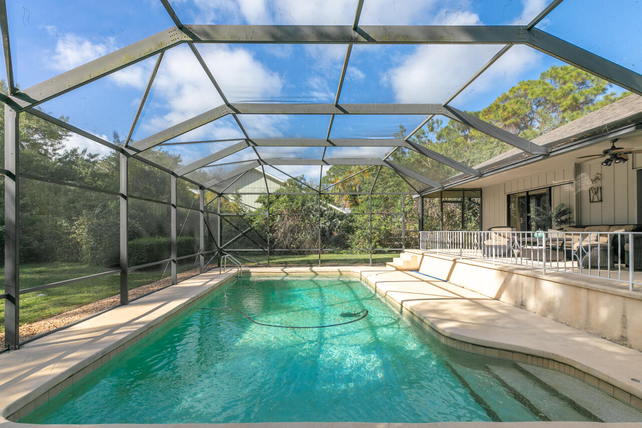 1634 SW Saint Andrews Drive