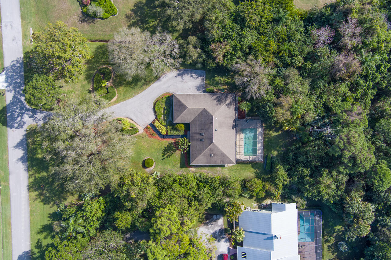 1634 SW Saint Andrews Drive