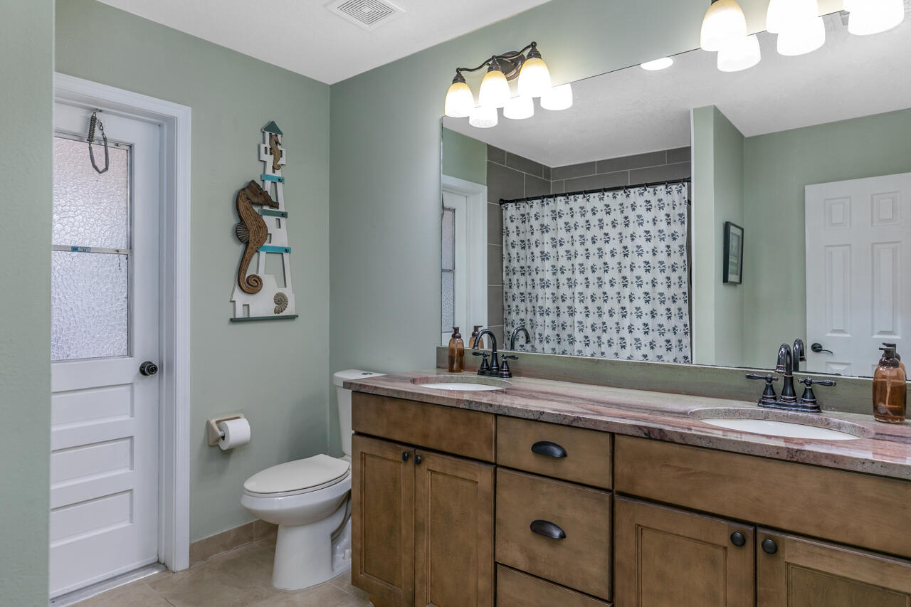 1634 SW Saint Andrews Drive