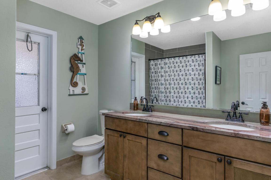 1634 SW Saint Andrews Drive