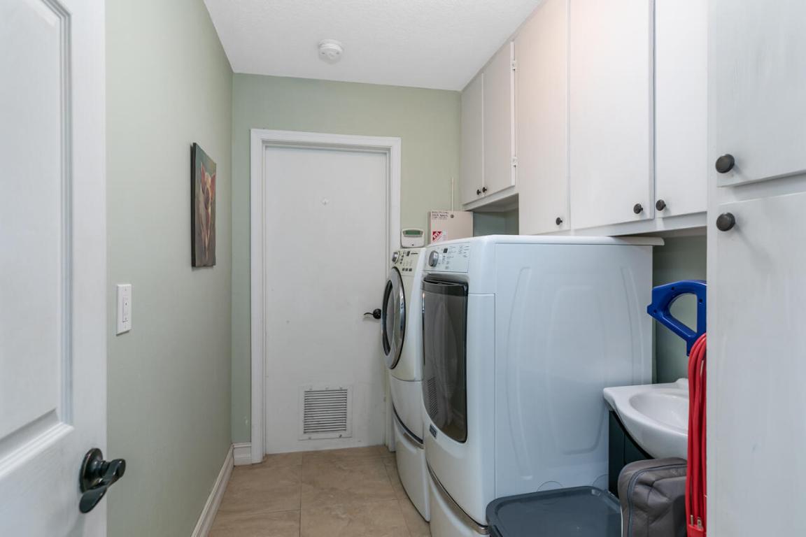 1634 SW Saint Andrews Drive