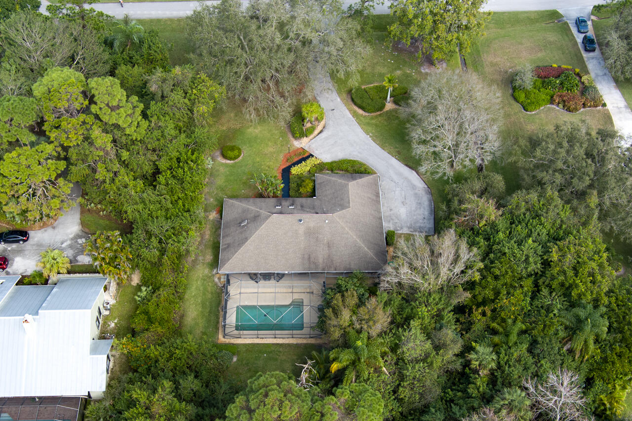 1634 SW Saint Andrews Drive