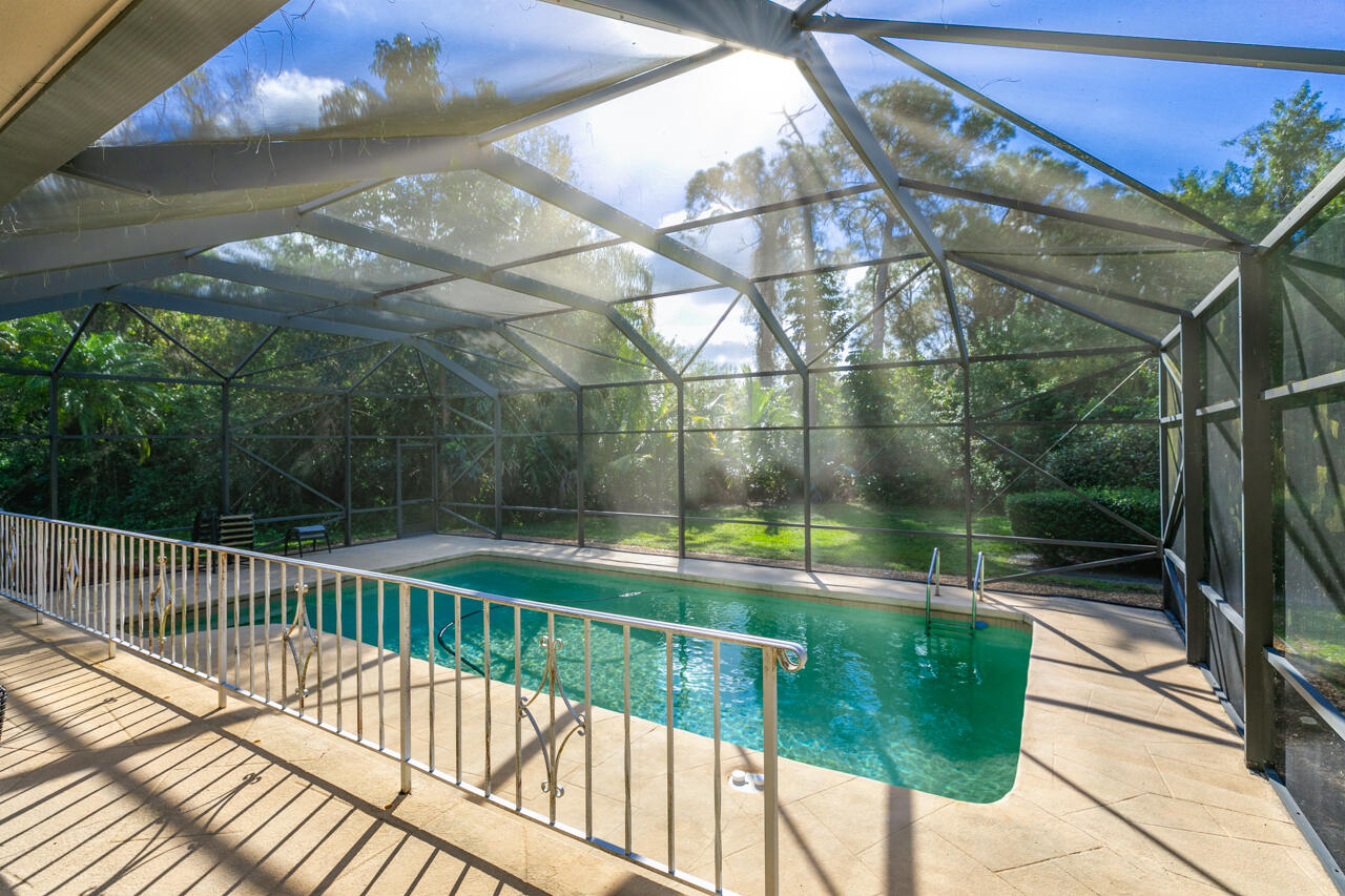 1634 SW Saint Andrews Drive