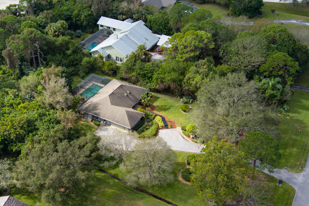 1634 SW Saint Andrews Drive