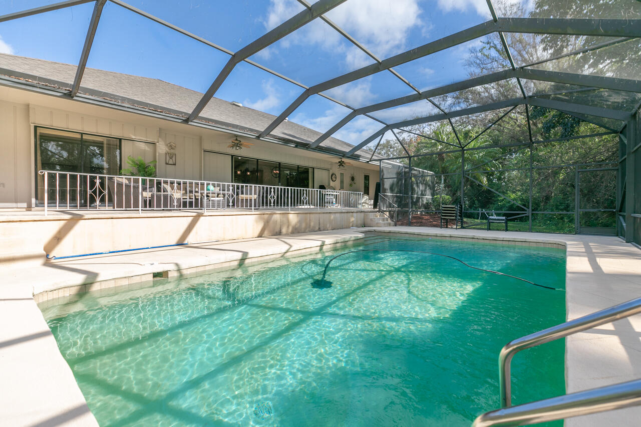 1634 SW Saint Andrews Drive