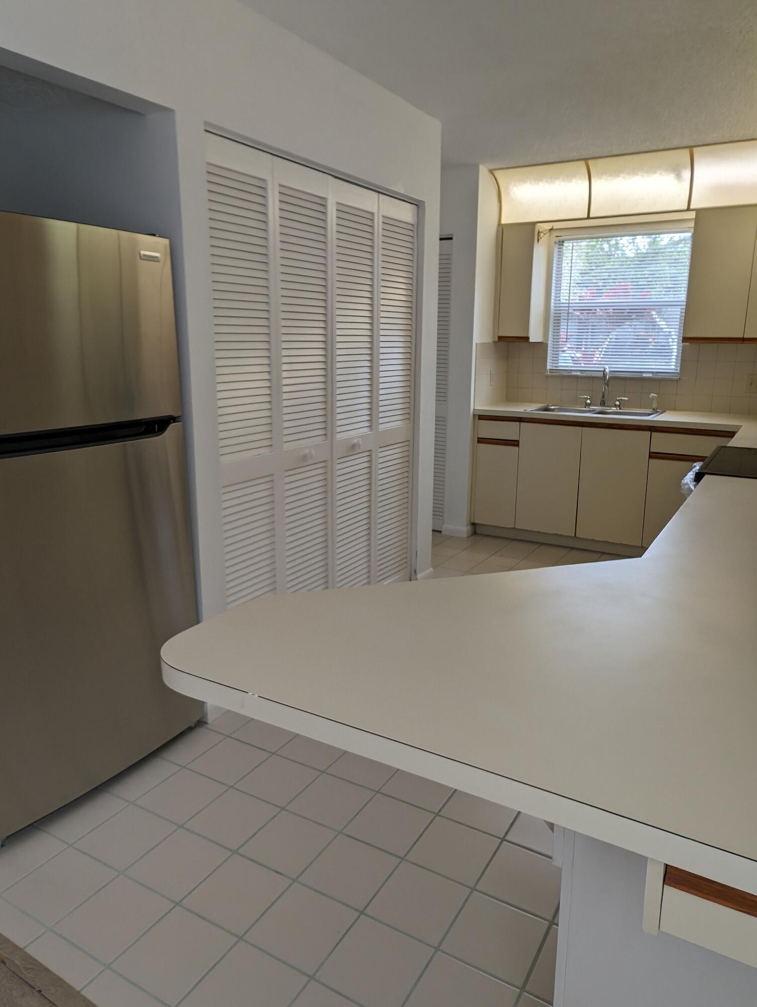 8291 SE Croft Circle M-5