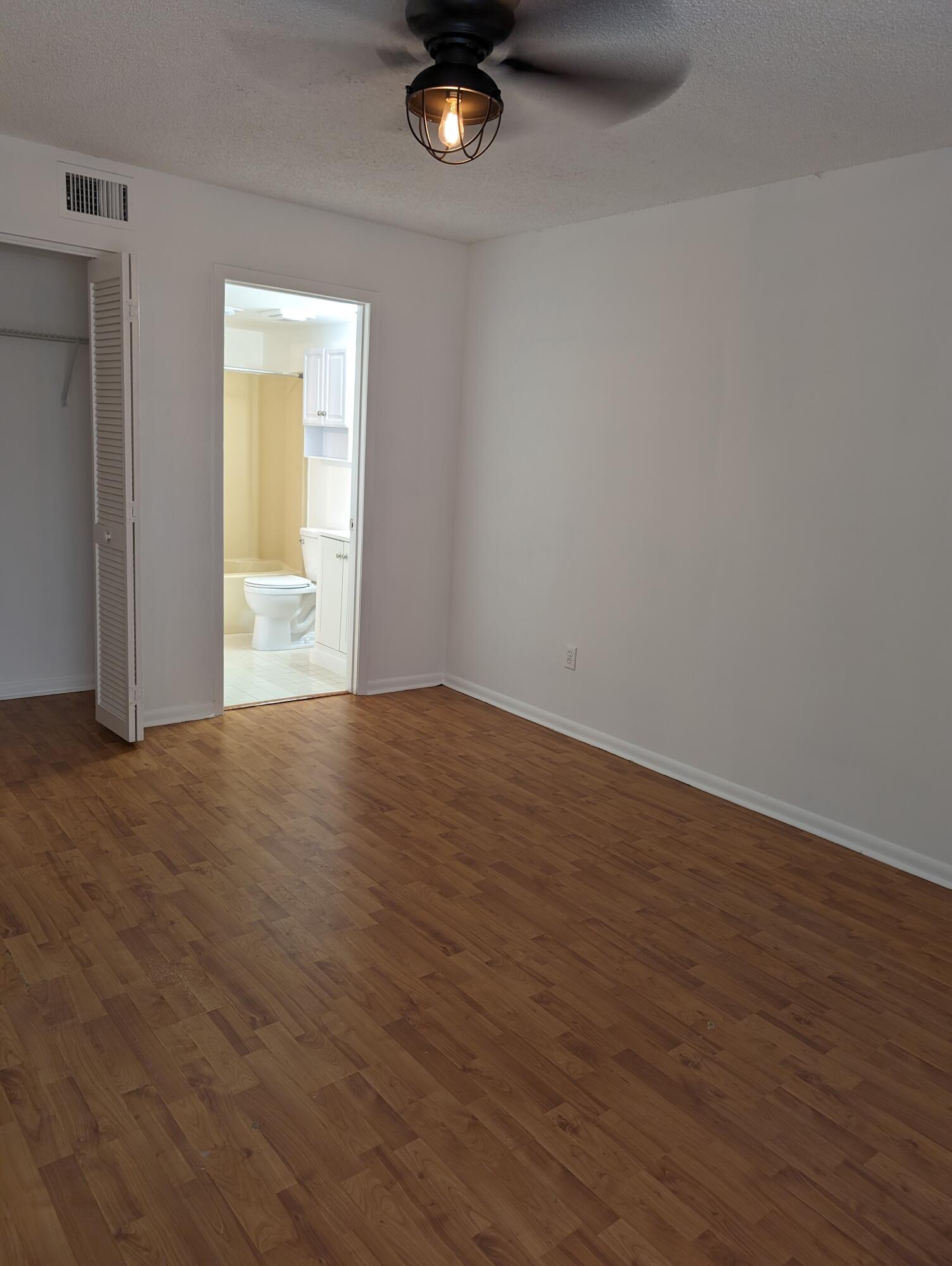 8291 SE Croft Circle M-5