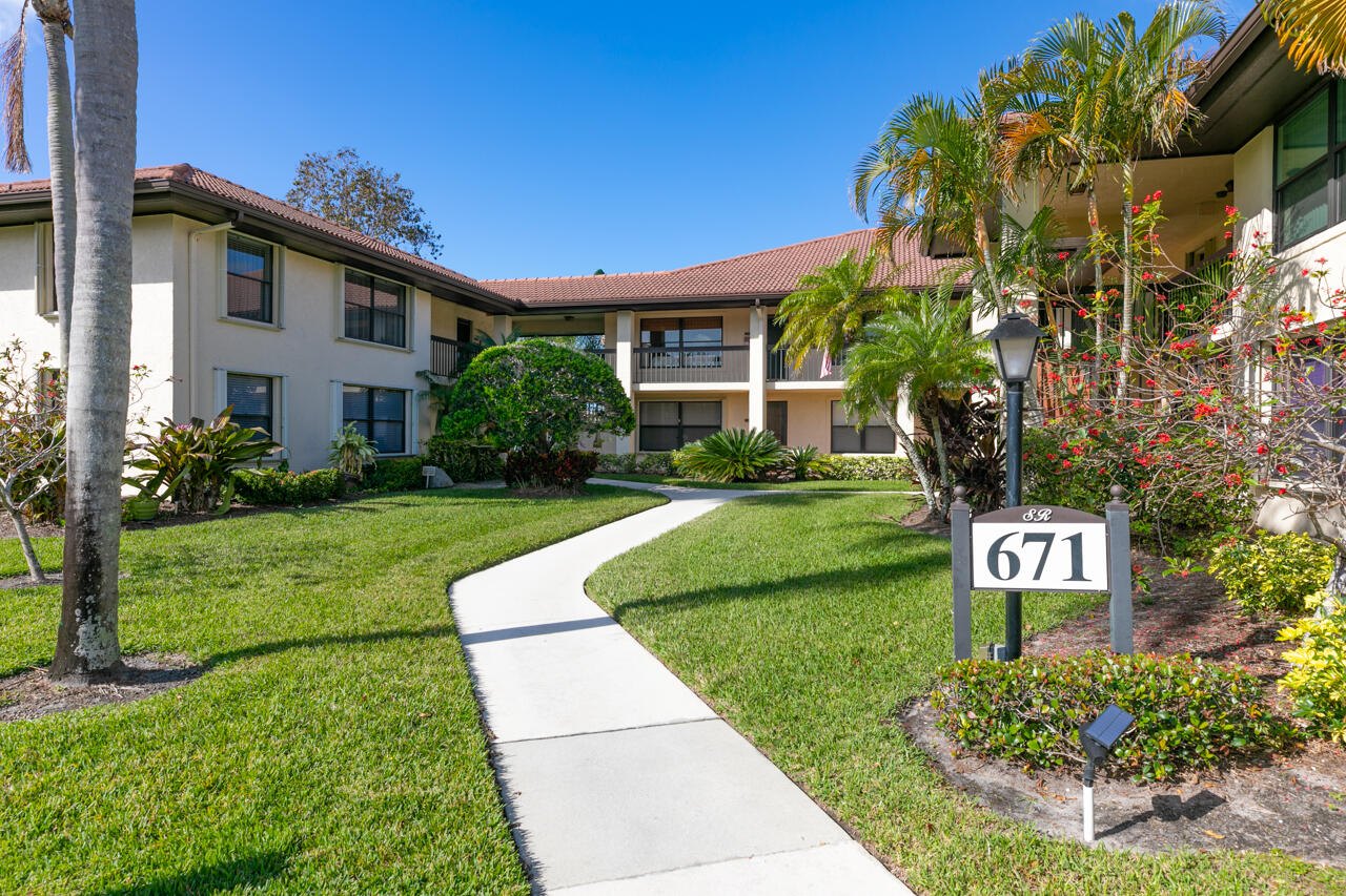 671 SW South River Drive 104