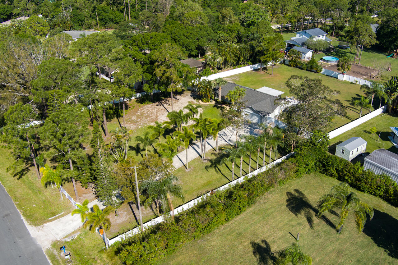 12567 175th Road N