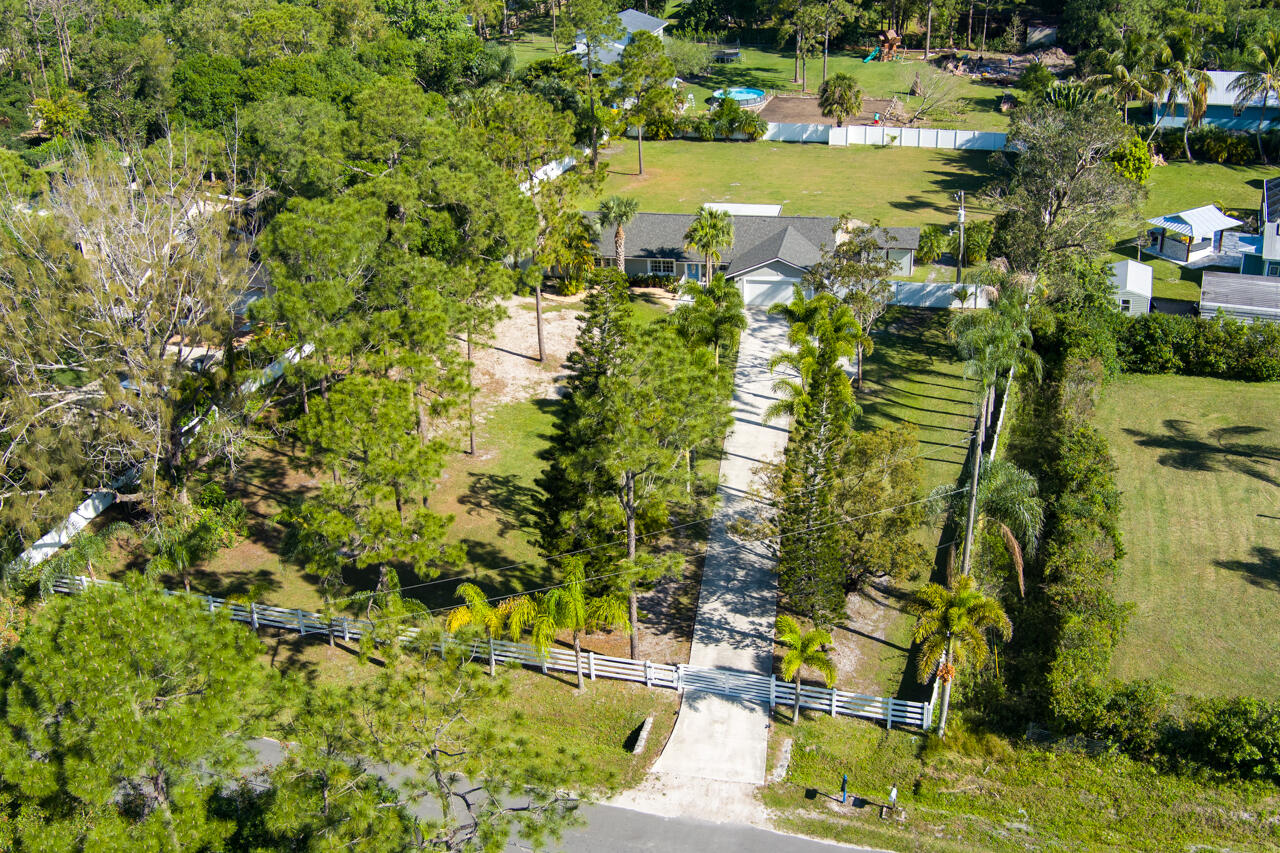 12567 175th Road N