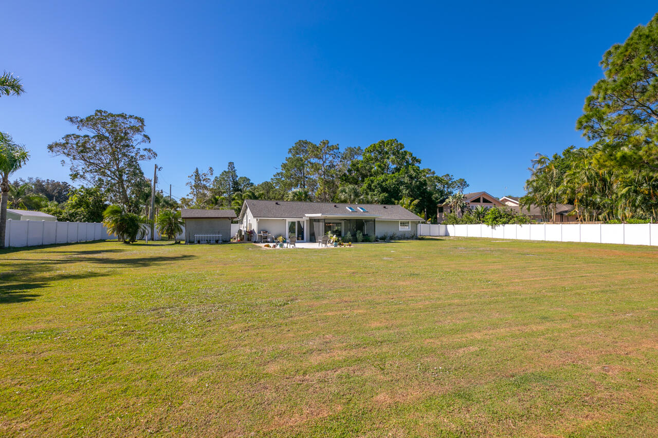 12567 175th Road N