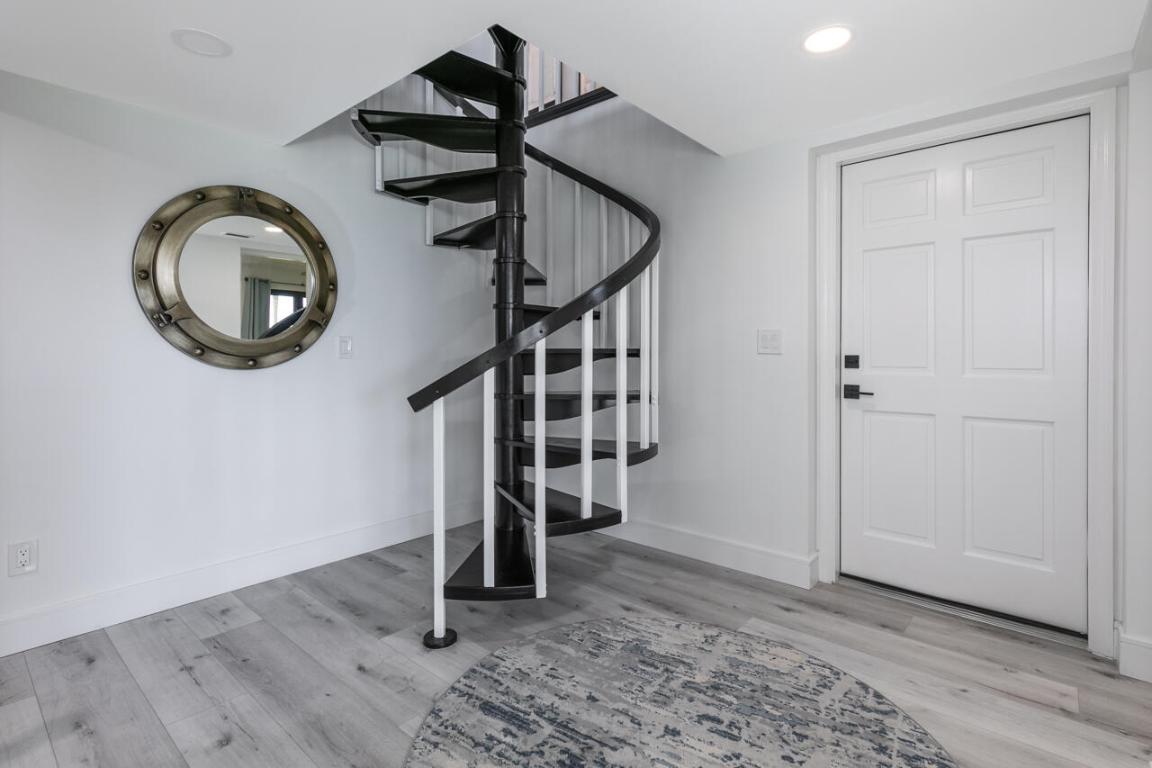 5570 SE Miles Grant Road