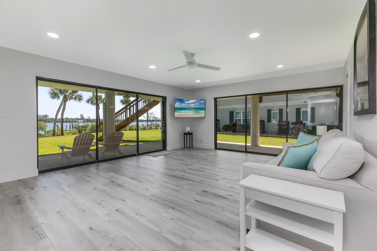 5570 SE Miles Grant Road