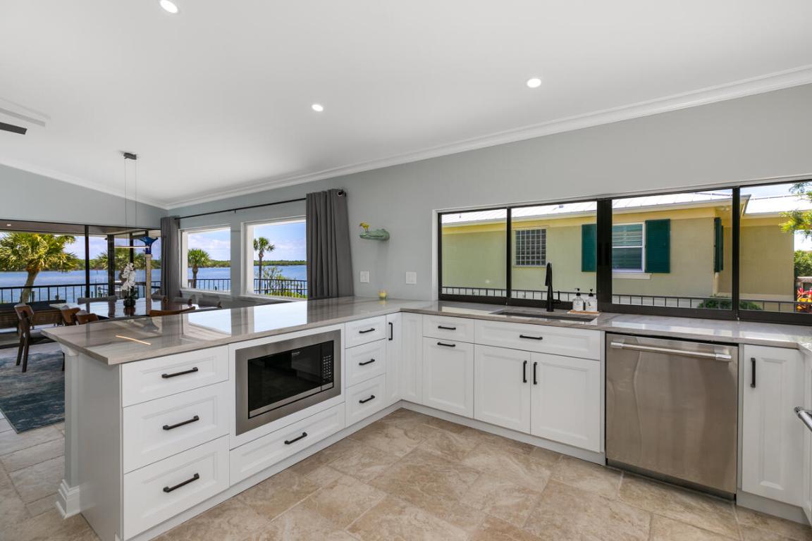 5570 SE Miles Grant Road