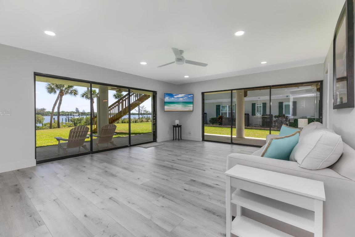 5570 SE Miles Grant Road