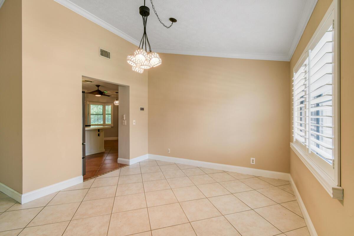 8144 SE Cypress Point Place