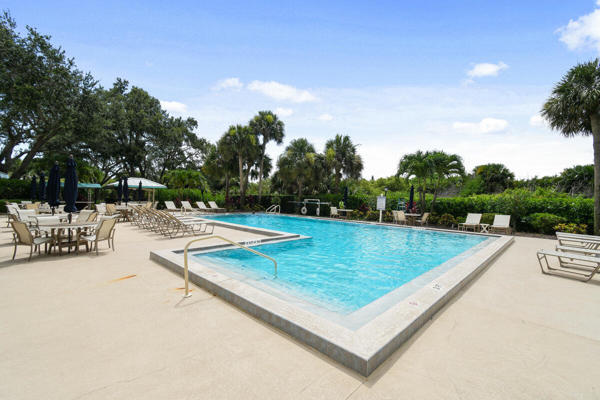 8144 SE Cypress Point Place