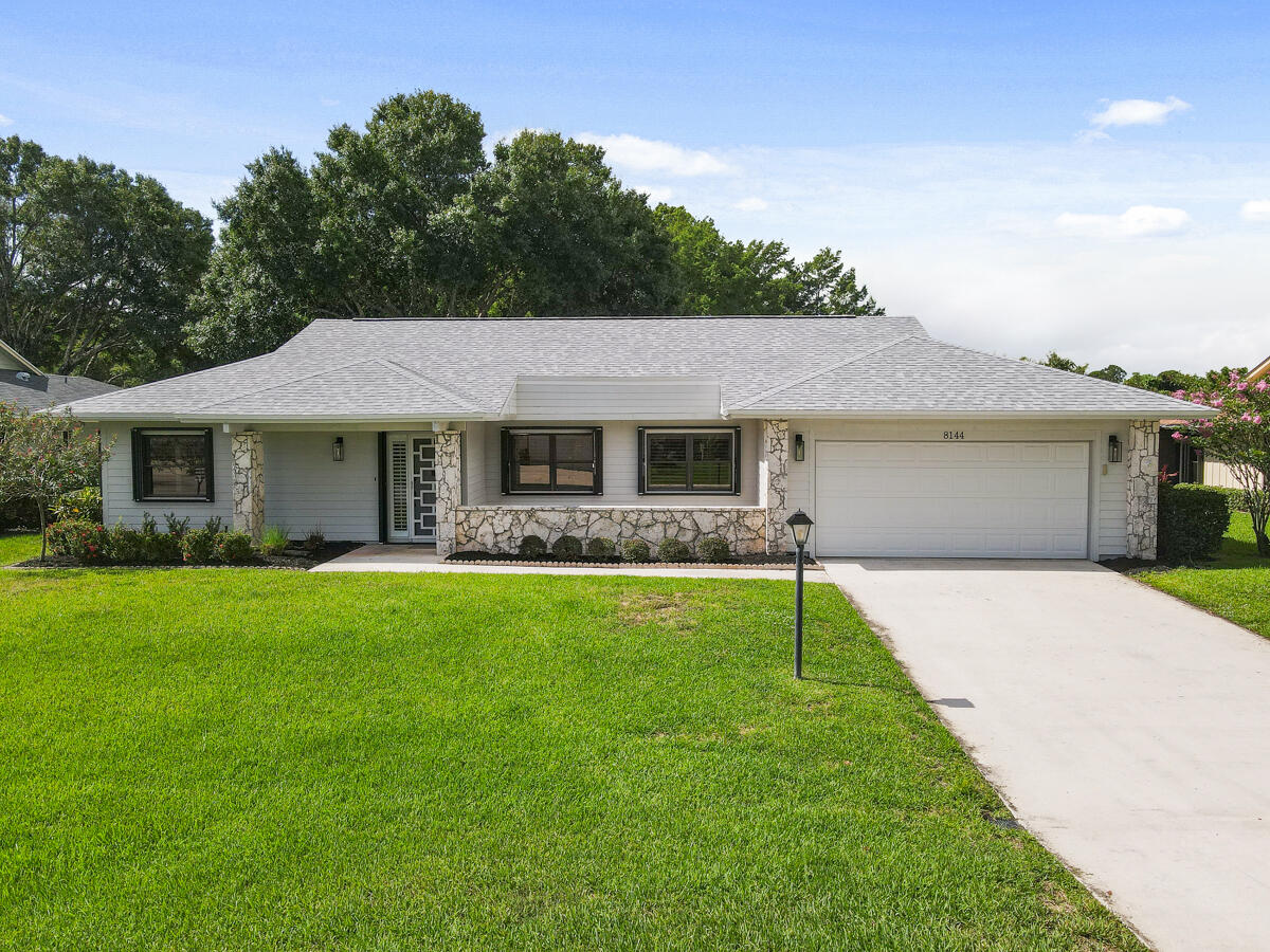 8144 SE Cypress Point Place