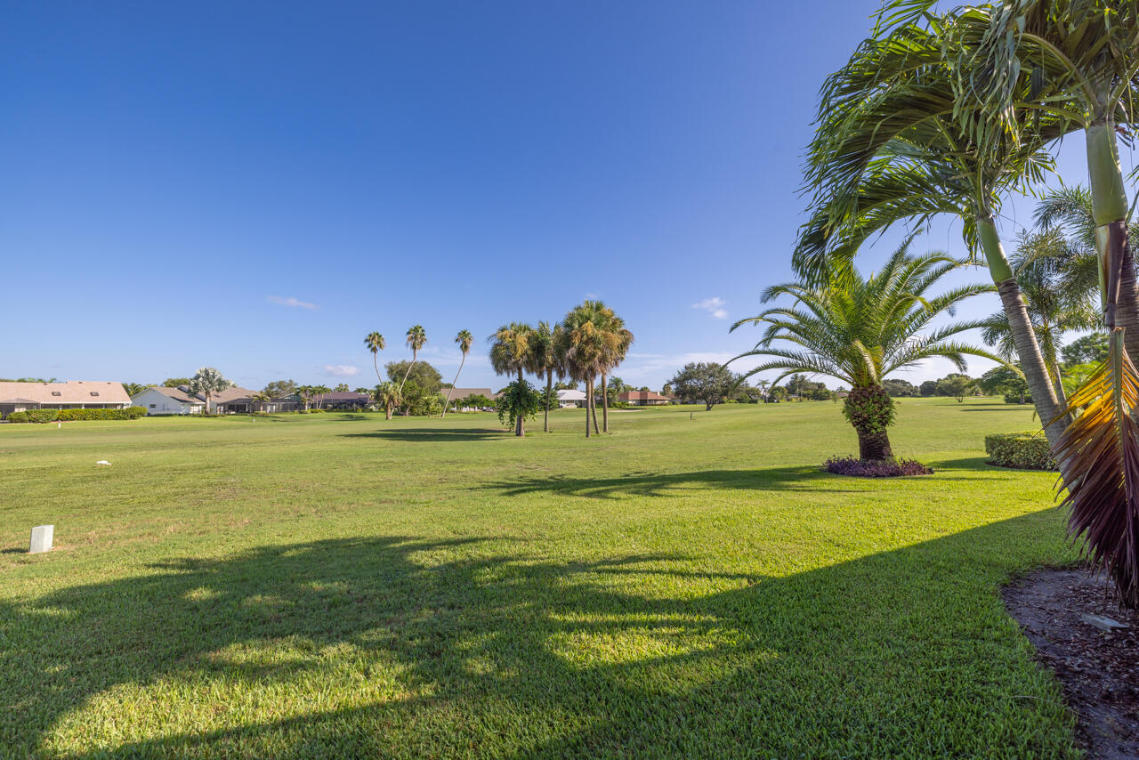 6647 SE Yorktown Drive