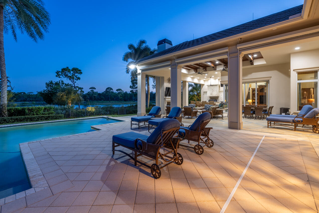 7380 SE Medalist Place