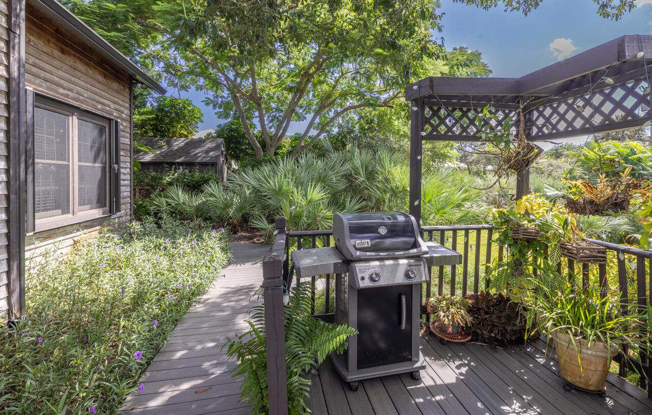 9056 SE Karin Street