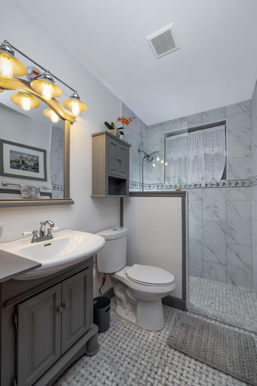 9056 SE Karin Street