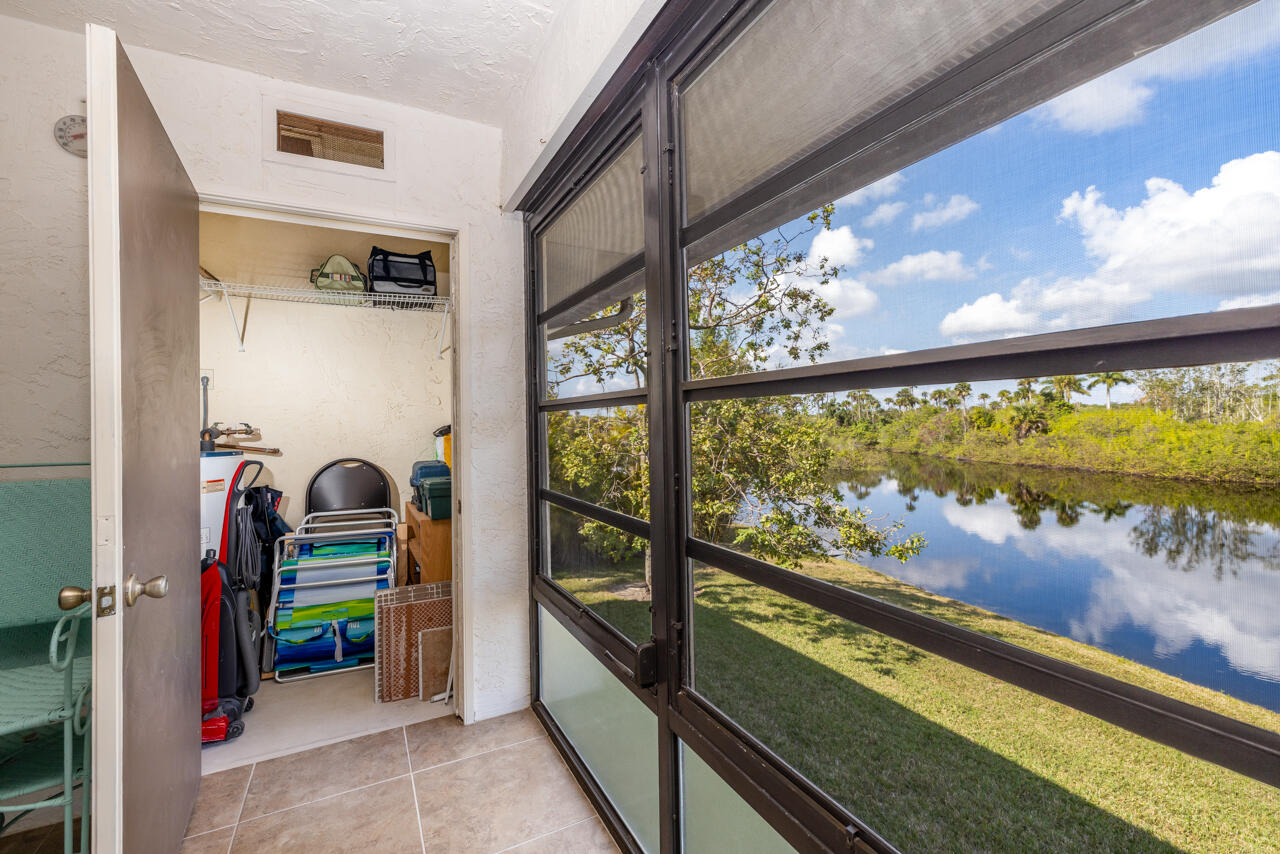 911 SW South River Drive 206