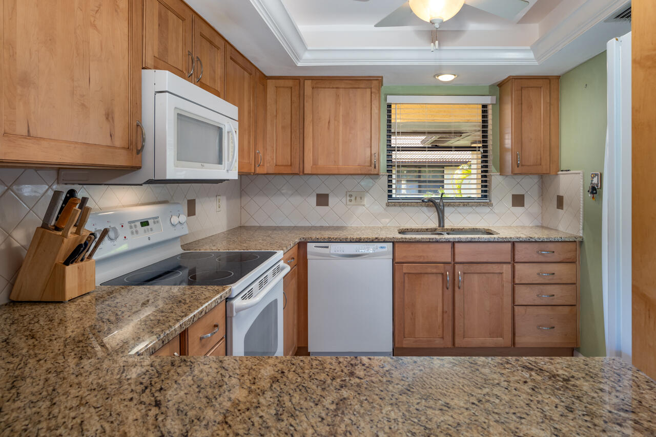 911 SW South River Drive 206
