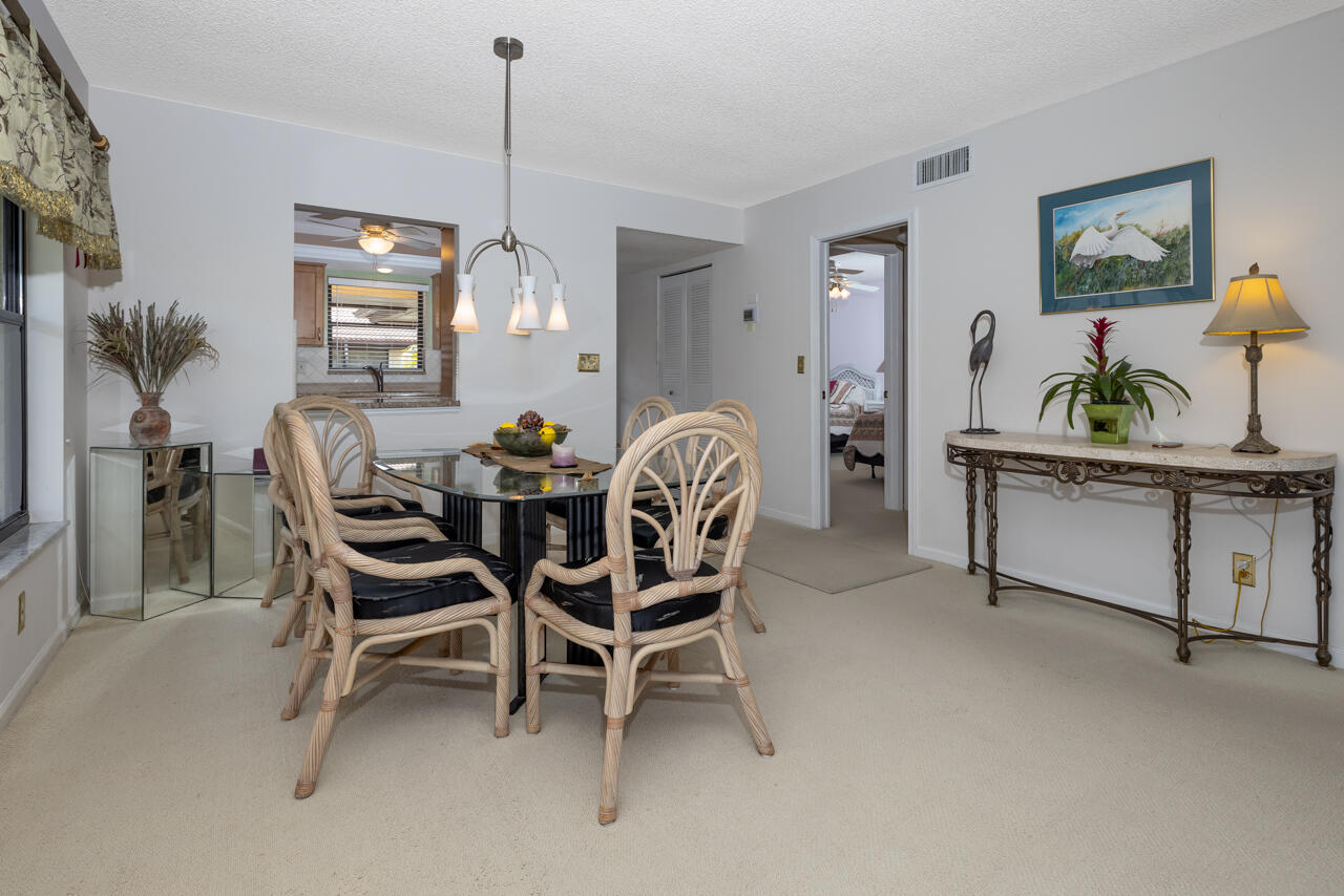 911 SW South River Drive 206