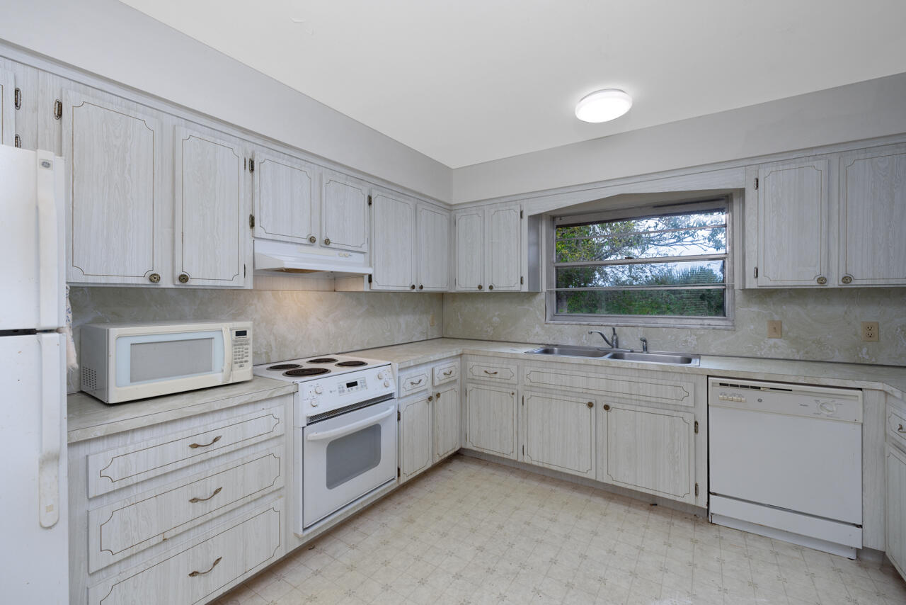 9125 SE Karin Street