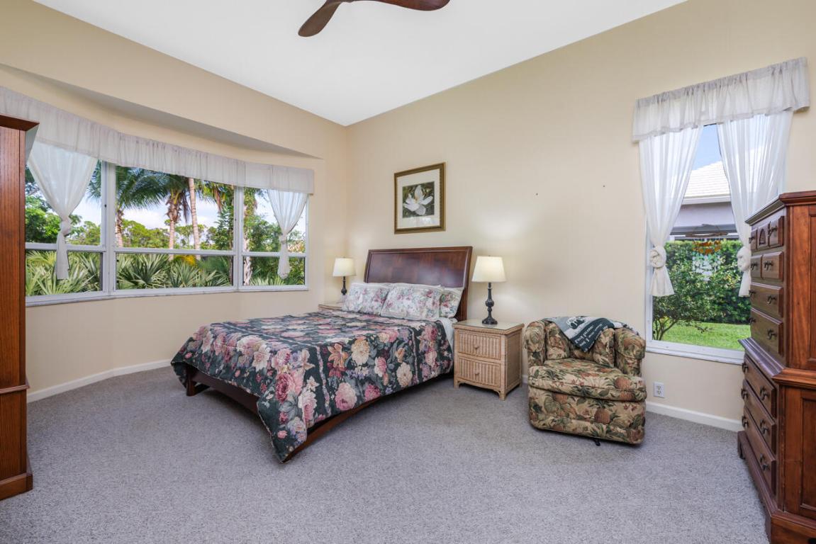 5129 SE Lost Lake Way