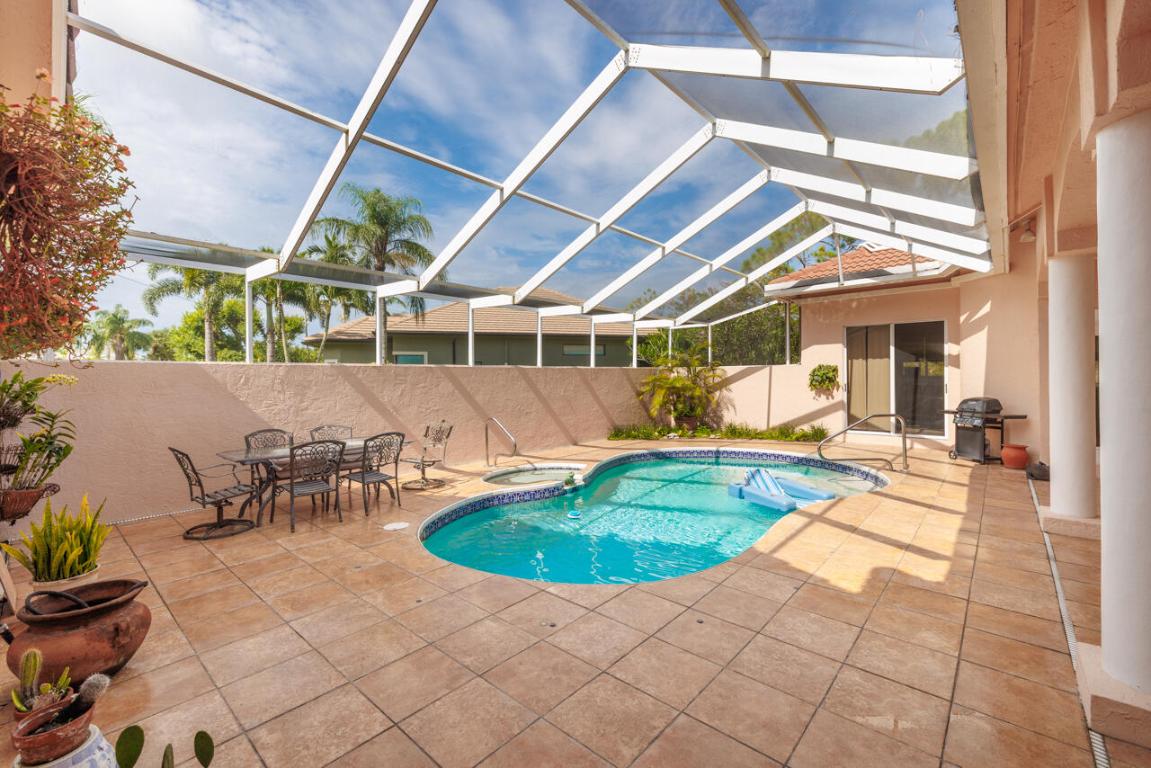 5129 SE Lost Lake Way