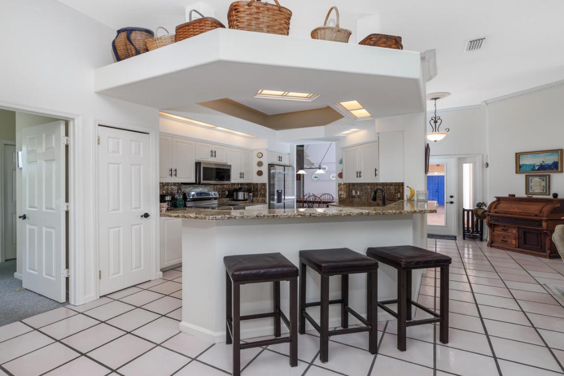 5129 SE Lost Lake Way