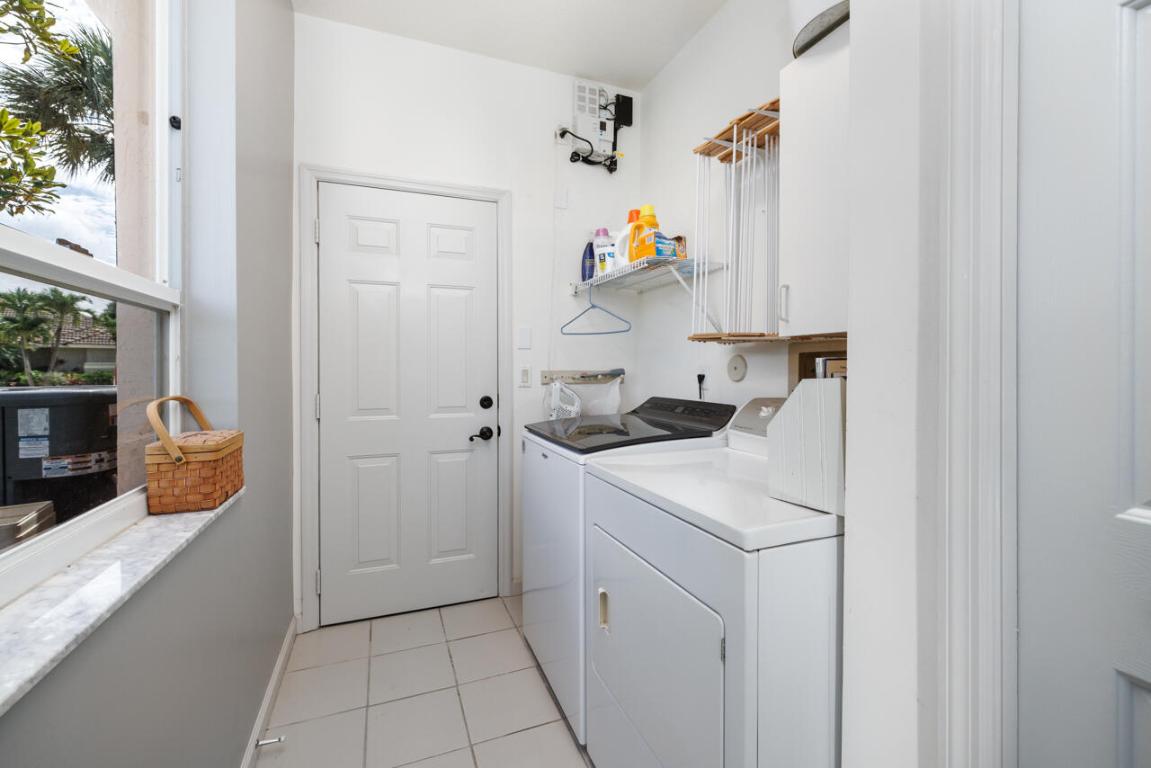 5129 SE Lost Lake Way