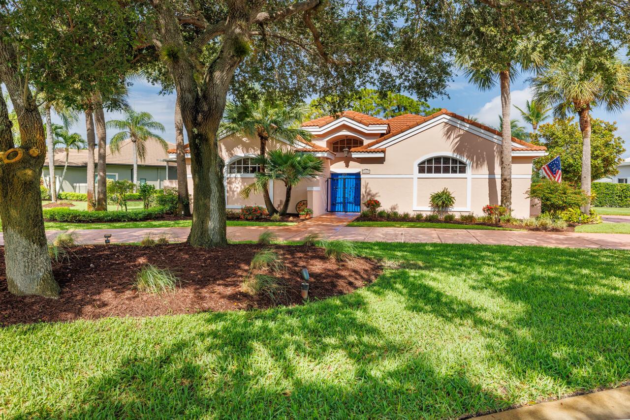 5129 SE Lost Lake Way