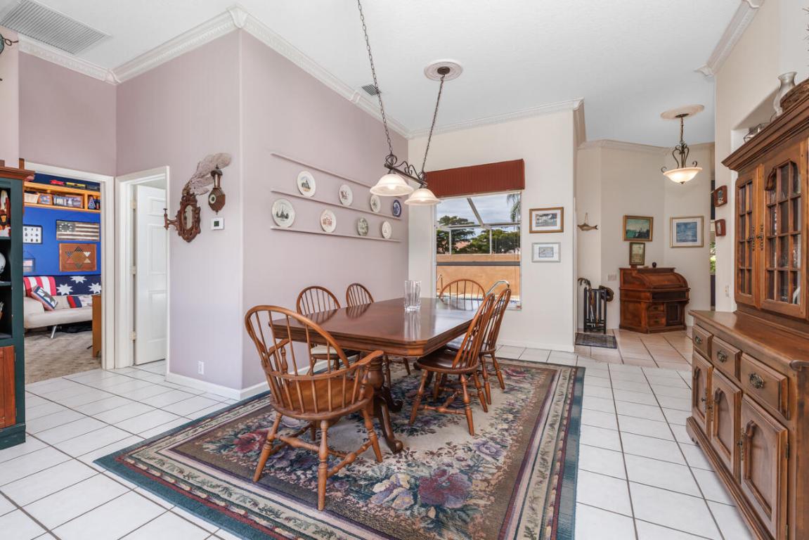 5129 SE Lost Lake Way